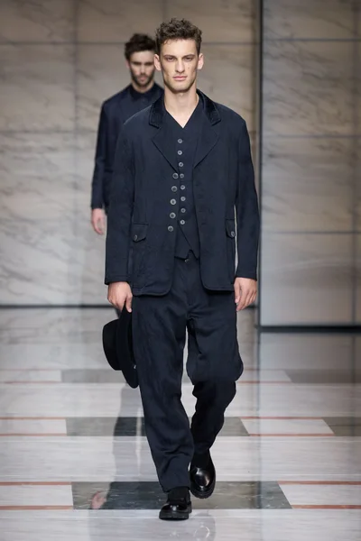 Look 61